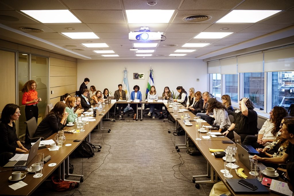 Generas + CAF Mesa de Diálogo Tecnologia/IA/Trabajo/Mujeres
