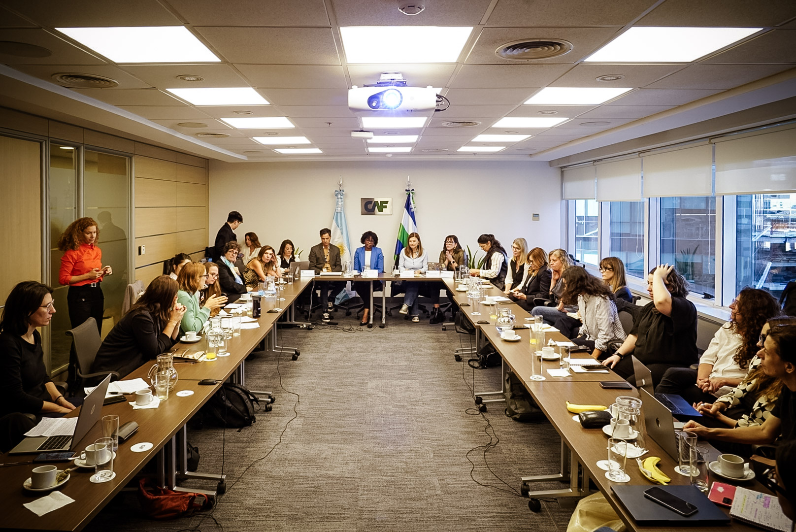 Generas + CAF Mesa de Diálogo Tecnologia/IA/Trabajo/Mujeres